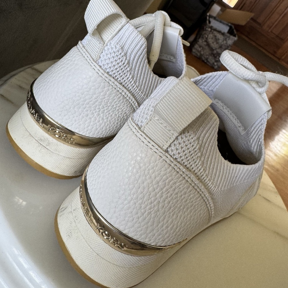 Michael Kors Jenkins Women's 7.5 Stretch Knit Trainer Sneaker MK White / Gold - Picture 3 of 6